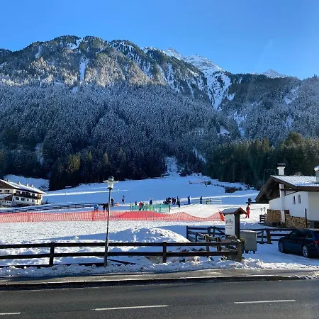 Apartment Jasmin Neustift im Stubaital Exterior photo